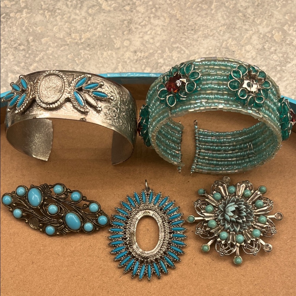 Lot of 5 mixed projects Missing Stones”